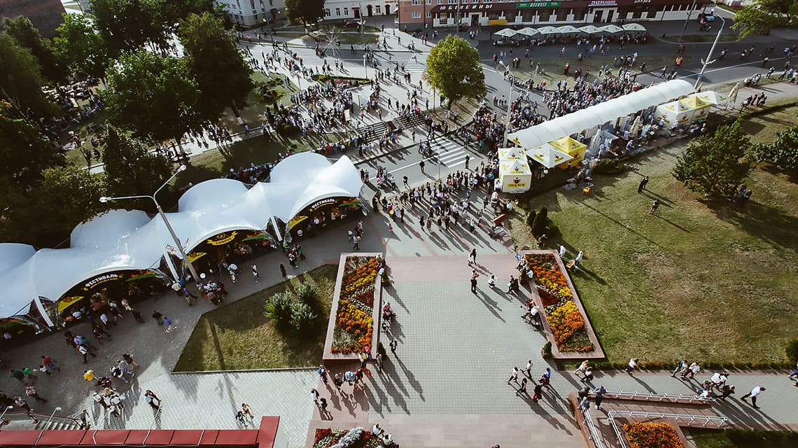 большие шатры для мероприятий